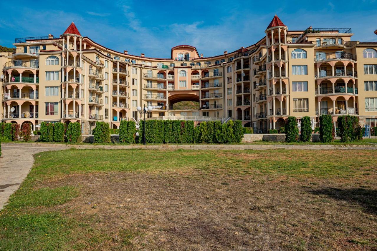 Menada Negresco Apartments Елените Экстерьер фото