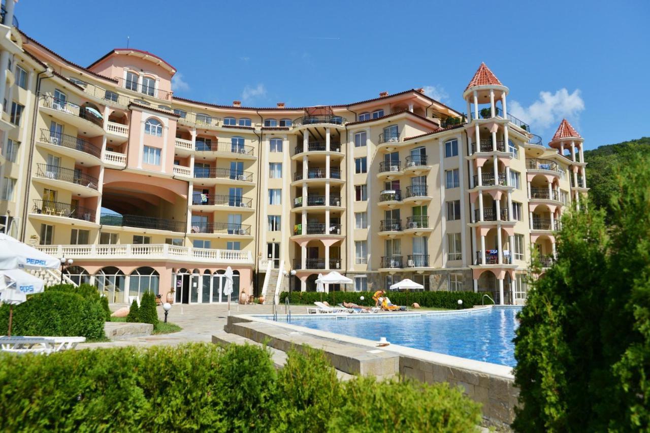 Menada Negresco Apartments Елените Экстерьер фото